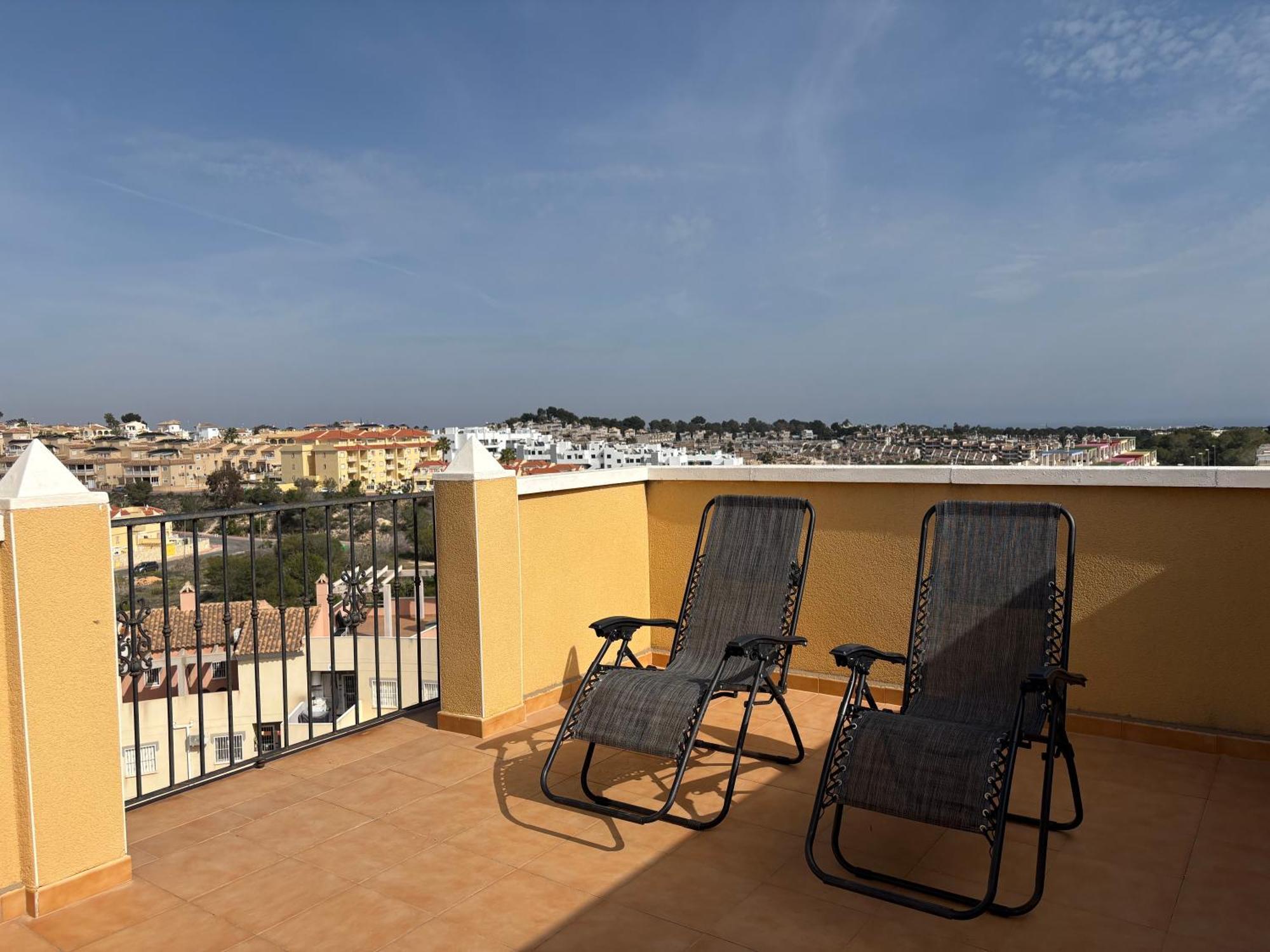 Top Floor Spacious Apartment With Roof Terrace Alicante Exterior photo